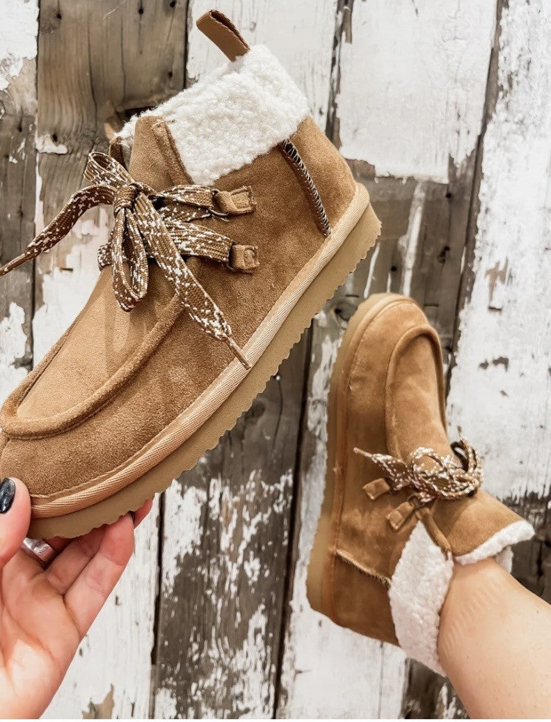 Very G Cheriyln Tan Booties